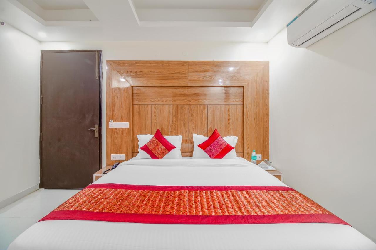 Hotel Classic Plaza At Delhi Airport New Delhi Extérieur photo
