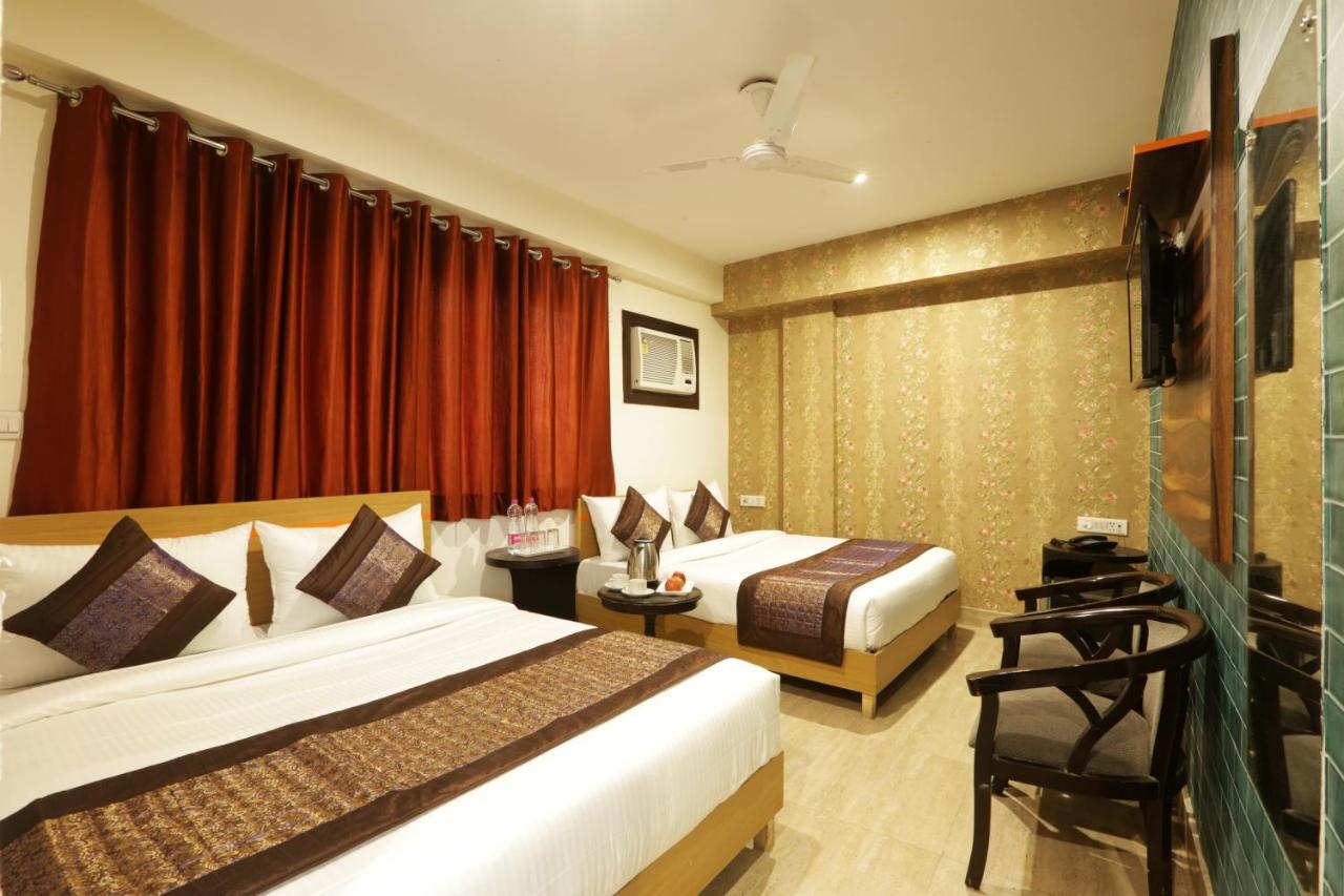 Hotel Classic Plaza At Delhi Airport New Delhi Extérieur photo