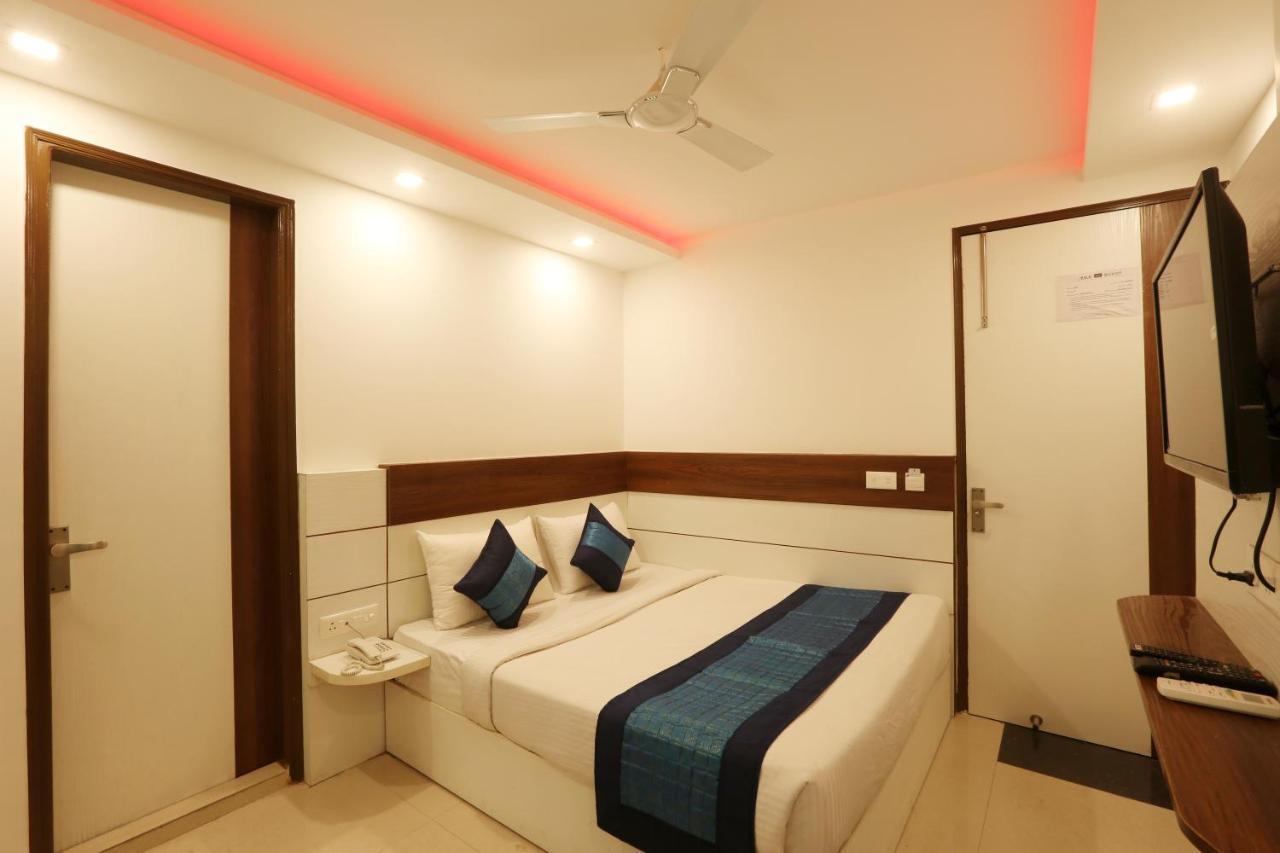Hotel Classic Plaza At Delhi Airport New Delhi Extérieur photo