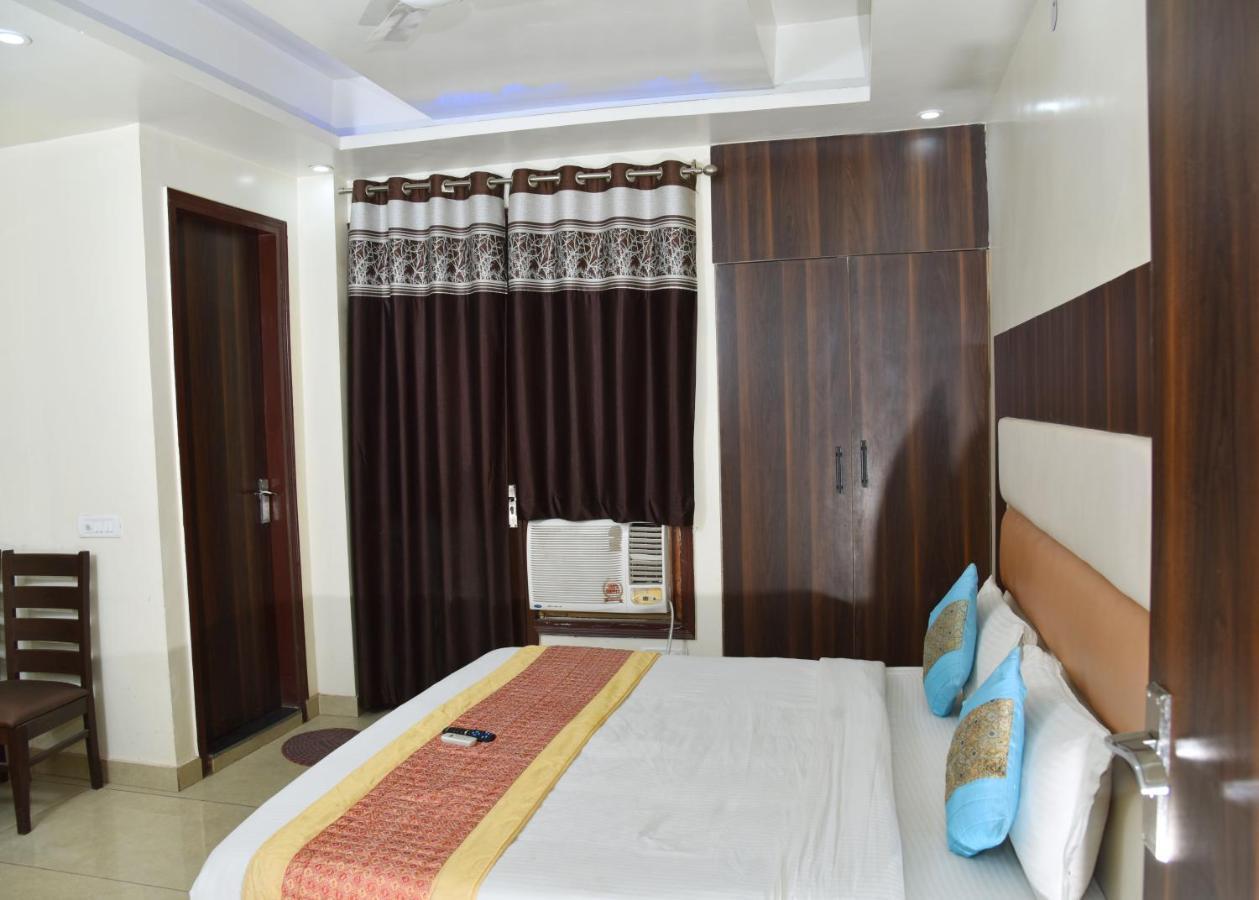 Hotel Classic Plaza At Delhi Airport New Delhi Extérieur photo